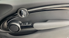 MINI Hatchback 135kW Cooper S Level 2 33kWh 3dr Auto Electric Hatchback